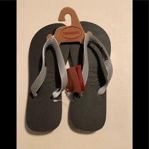 Sold...Brand New W/Tags Size7/8 W 6/7 M Havaianas